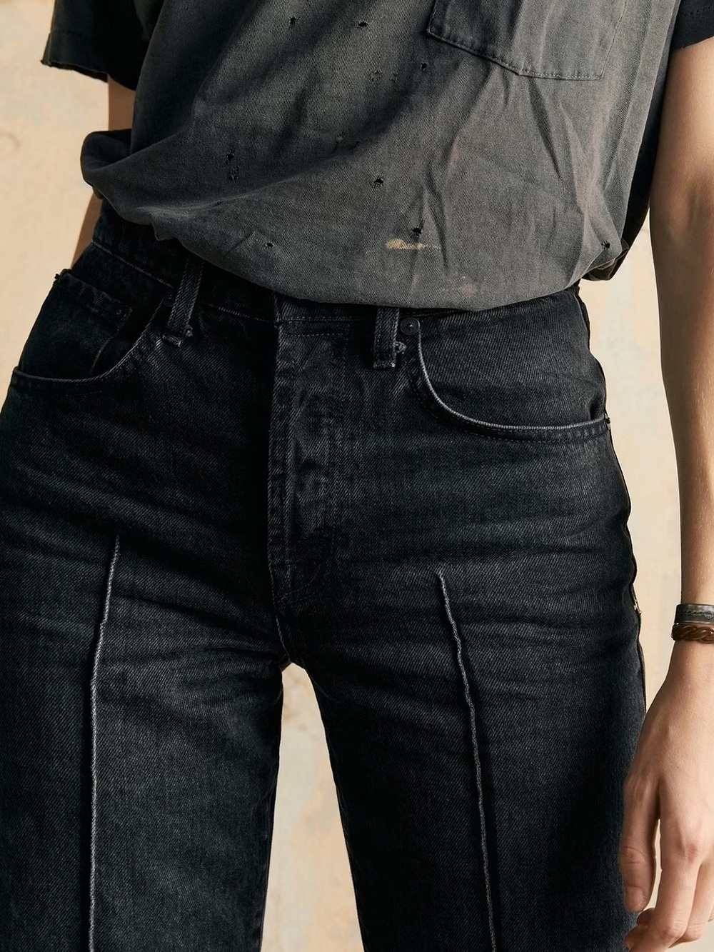 Imogene + Willie Wyatt Black Stone Jeans High Rise Black Denim 24 Short